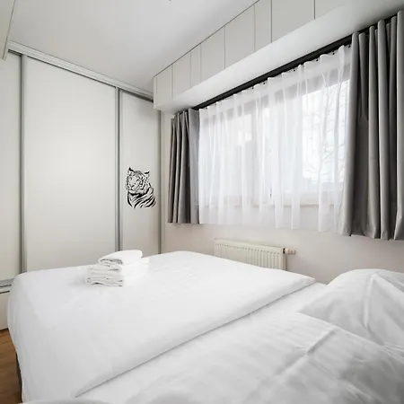 Apartmán Bemowo 2-bedroom By Bookinghost *