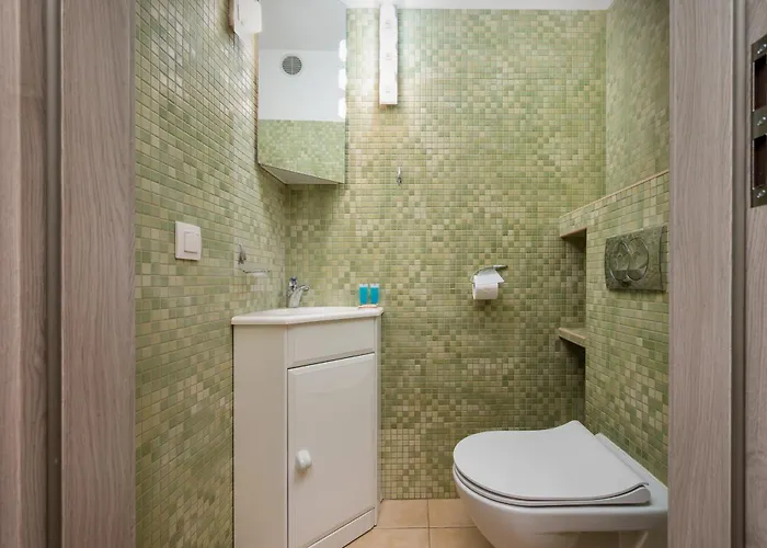 Bemowo 2-bedroom By Bookinghost Apartment *